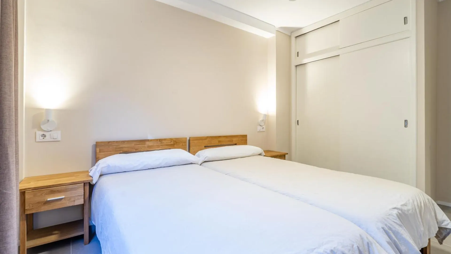 Ponent Cala Ratjada Apartments A Spain